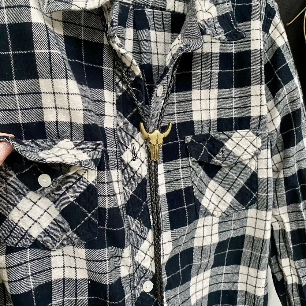 Western plaid flannel shirt w cabin cottage core resort country vibe - Picture 5 of 14